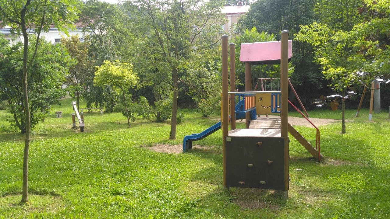 Ubytovani U Svecu U Adrspachu Jivka Ngoại thất bức ảnh